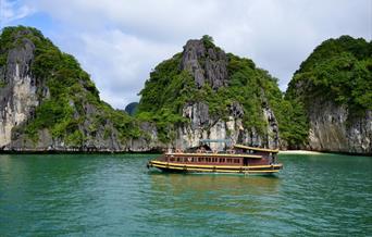 Environmentally and Socially Responsible Tourism Capacity Development Programme for Vietnam