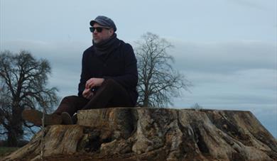 Dan Sealey: Beware of Darkness Tour