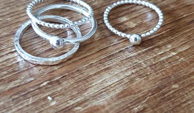 A PAIR OF SILVER STACKING RINGS