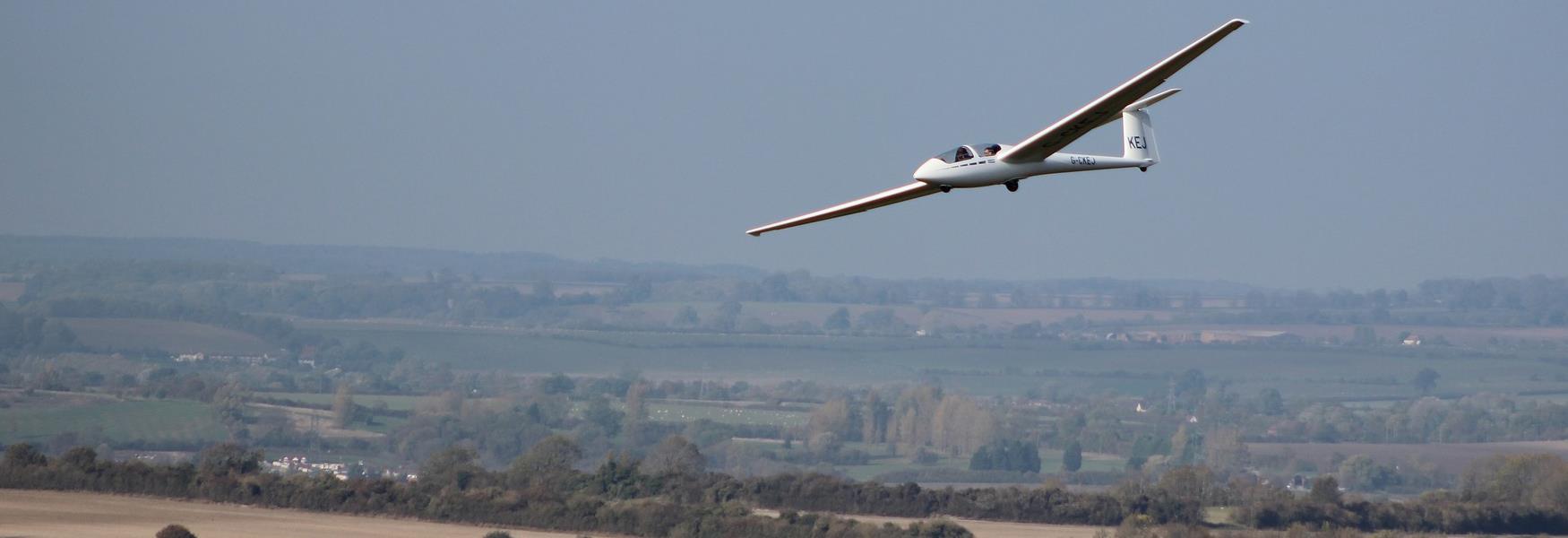 gliding over dunstable downs