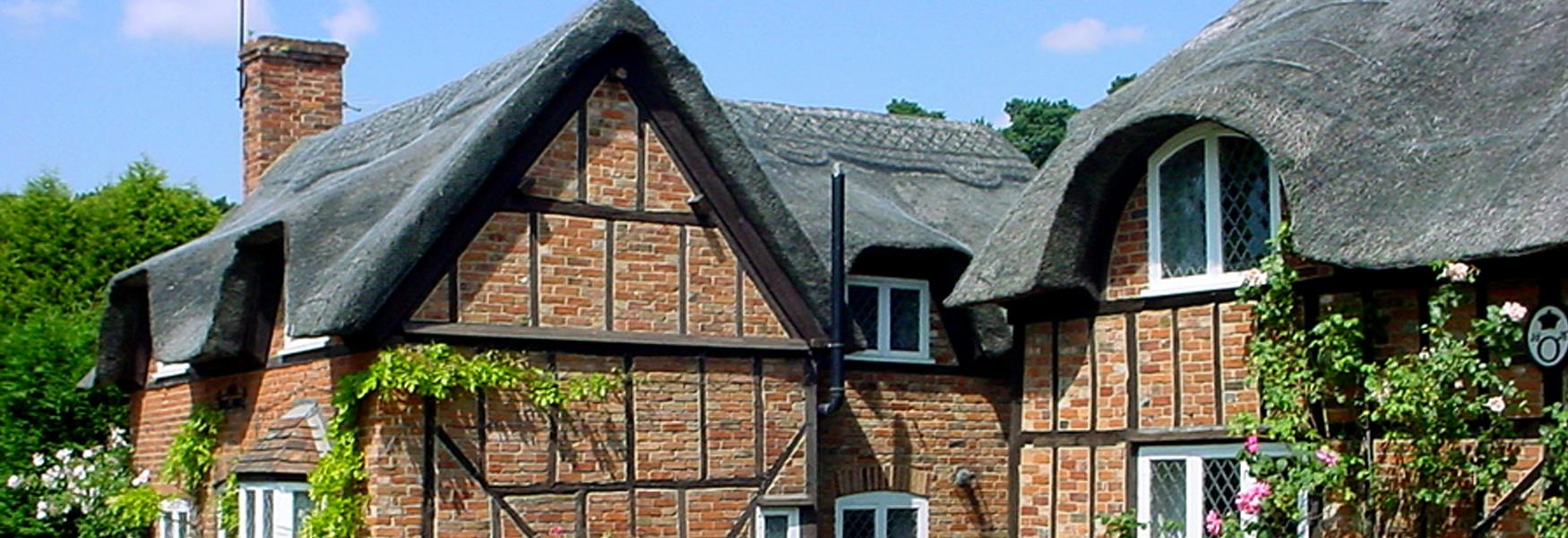 ampthill thatched cottages