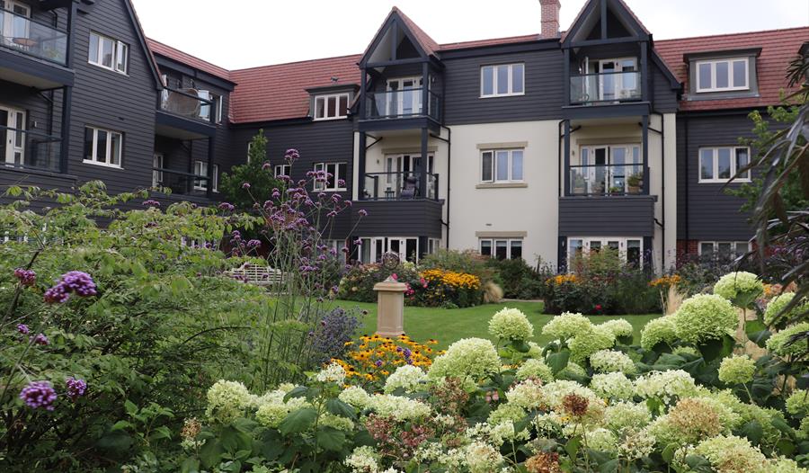 Elderswell Intergenerational Remembrance Day Event