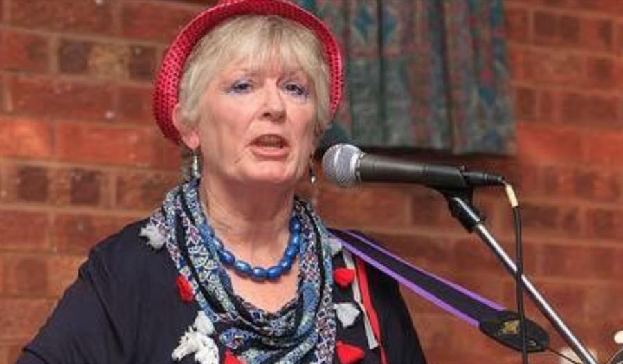 Greensand country - Geraldine folk singer