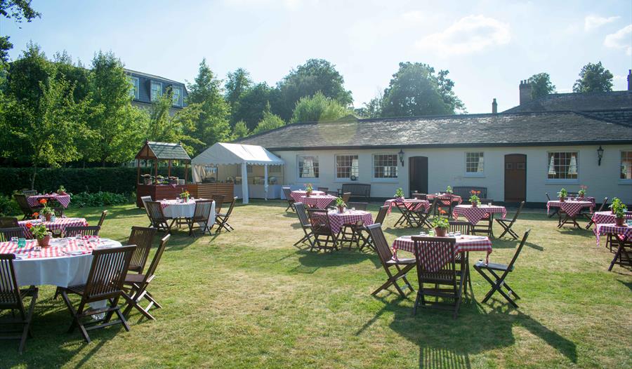Country Club Summer BBQs