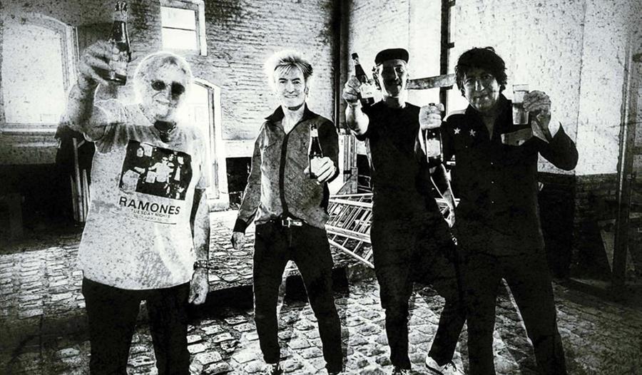 UK SUBS