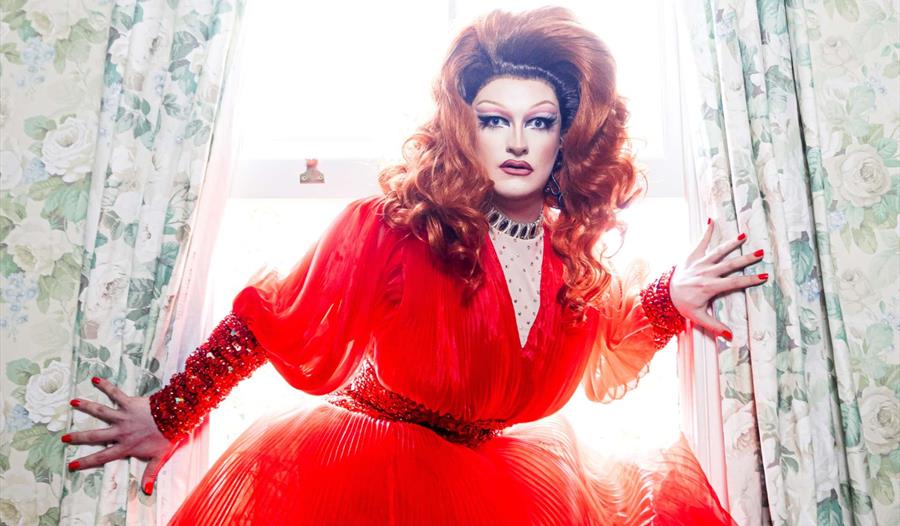 Kate Butch: Wuthering Sh**es