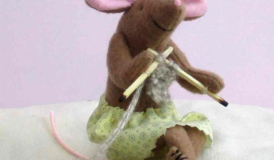 Felt Mice Workshop: Pencil Toppers