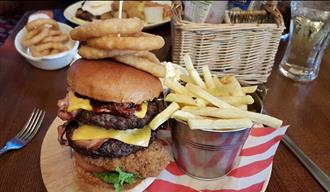 burger and chips meal