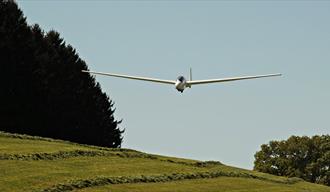 Gliding lessons in bedfordshire with London Gliding Club