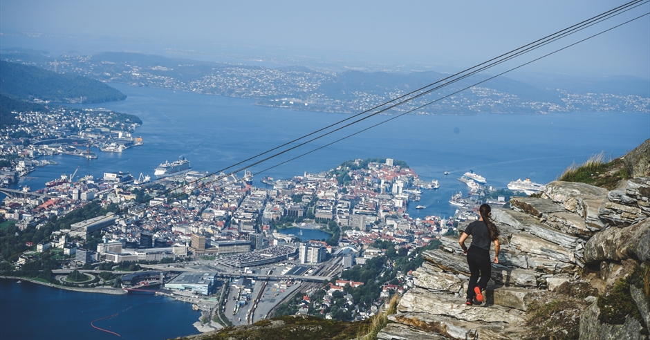 Vidden hike from Ulriken to Fløyen - visitBergen.com