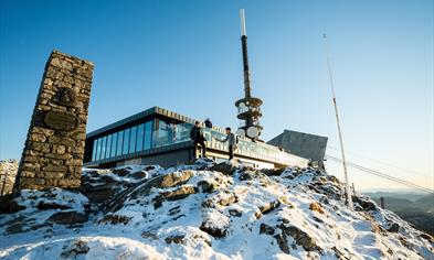 Winter at Mount Ulriken and the restaurant Skyskraperen