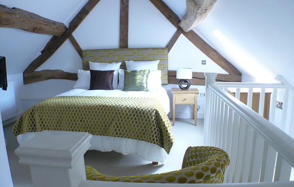 Queens Lodge - Grafton bedroom