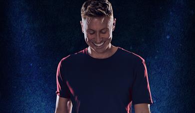 Russell Howard Live