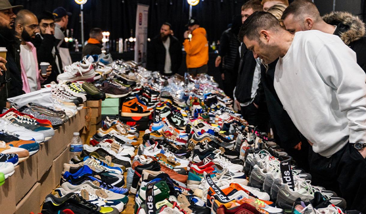 The hot sale sneaker city