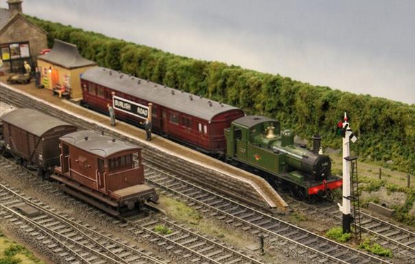 Burlish Road Model Railway Display from the 2021 0 Gauge Exhibition