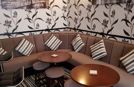 Montgomery Hotel bar area