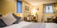 Bedroom with dress table and chair