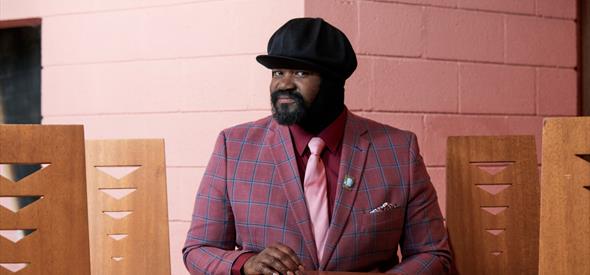 Gregory Porter smiling 