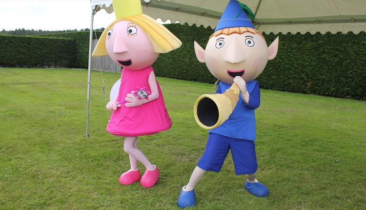 Meet Ben and Holly at Paultons Park