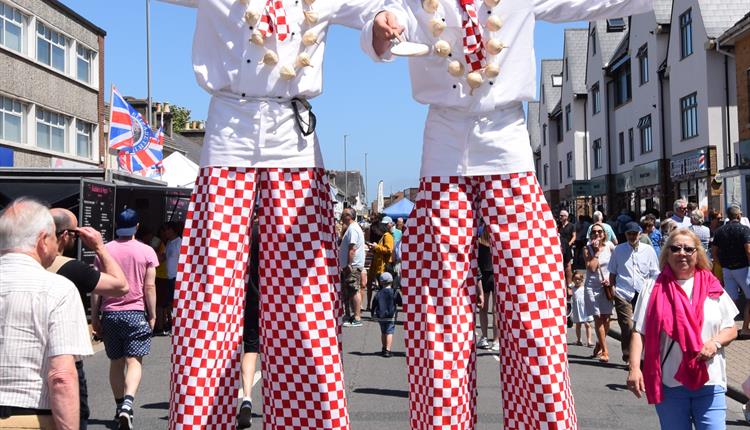 Chefs on stilts