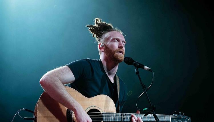 Newton Faulkner