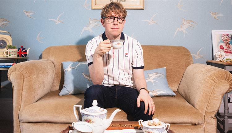 Josh Widdicombe