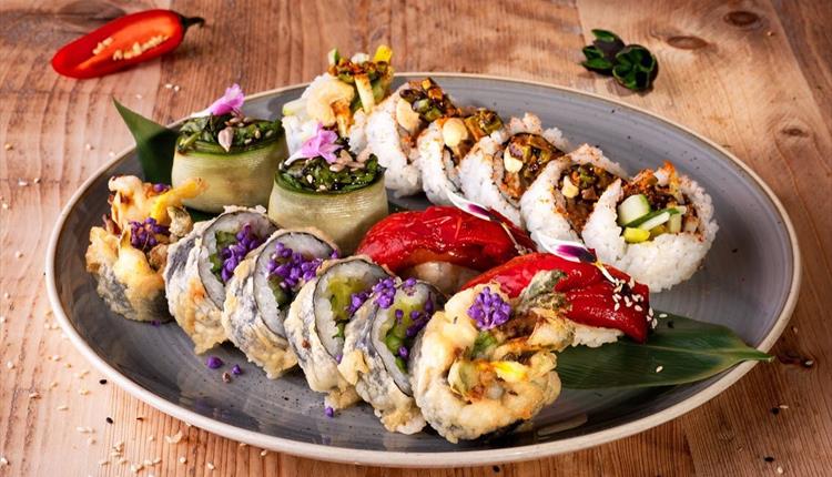 Vegan sushi plate
