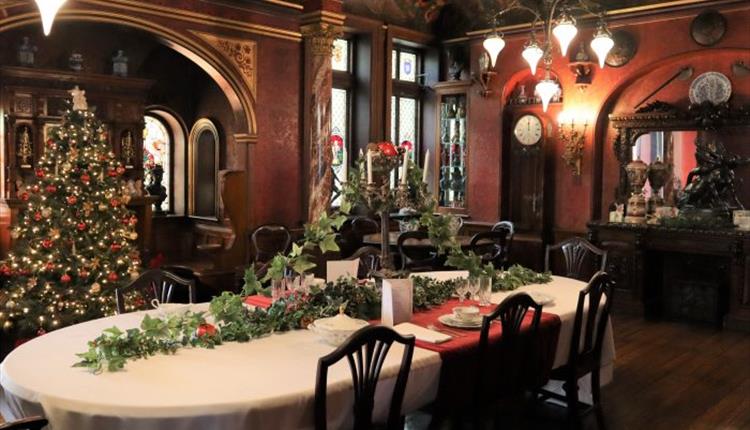 Dining room in the russell-cotes museum at christmas