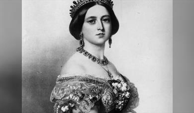 Remarkable Women:Queen Victoria with Monika Lind
