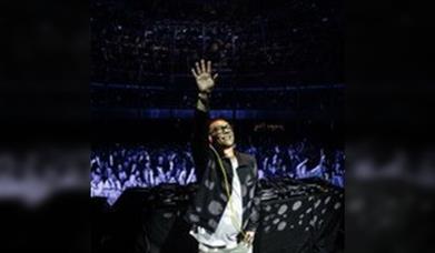 Gok Wan Presents: Isolation Nation