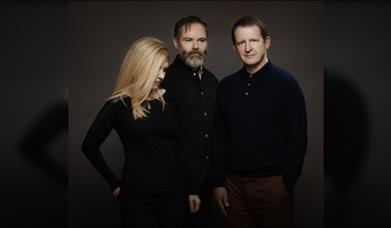 Saint Etienne + support