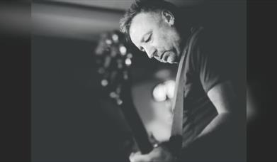 Peter Hook & the Light