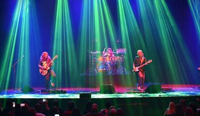 Moving Pictures - A Tribute To Rush