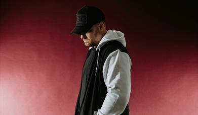 Macky Gee