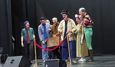 School for Clowns - The Meeting of Clown and Mask course