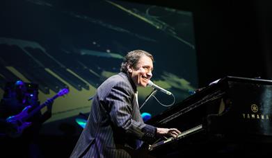 Jools Holland and His Rhythm & Blues Orchestra