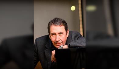 Jools Holland and His Rhythm & Blues Orchestra