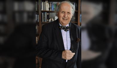 Alexander McCall Smith  The Private Side of Friendship