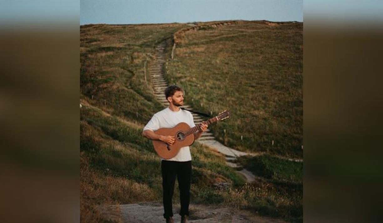 Ollie Dixon + Fare + Roan, Live at the Folklore Rooms
