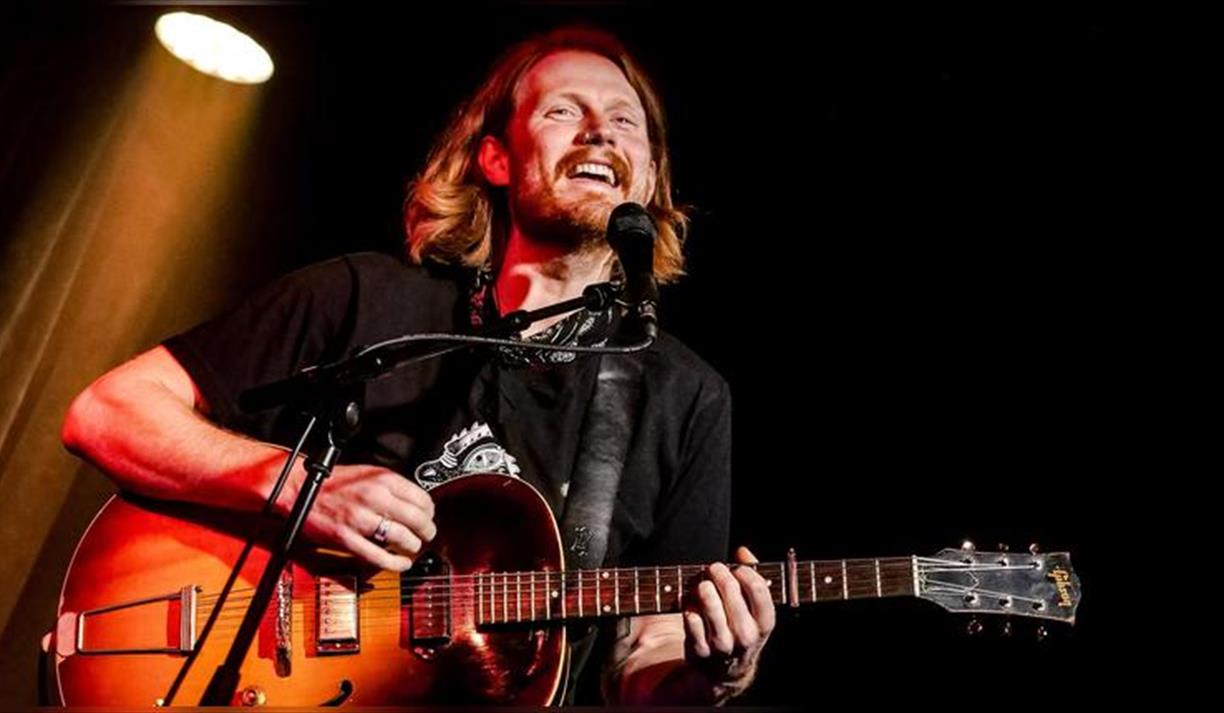 Noah Derksen
