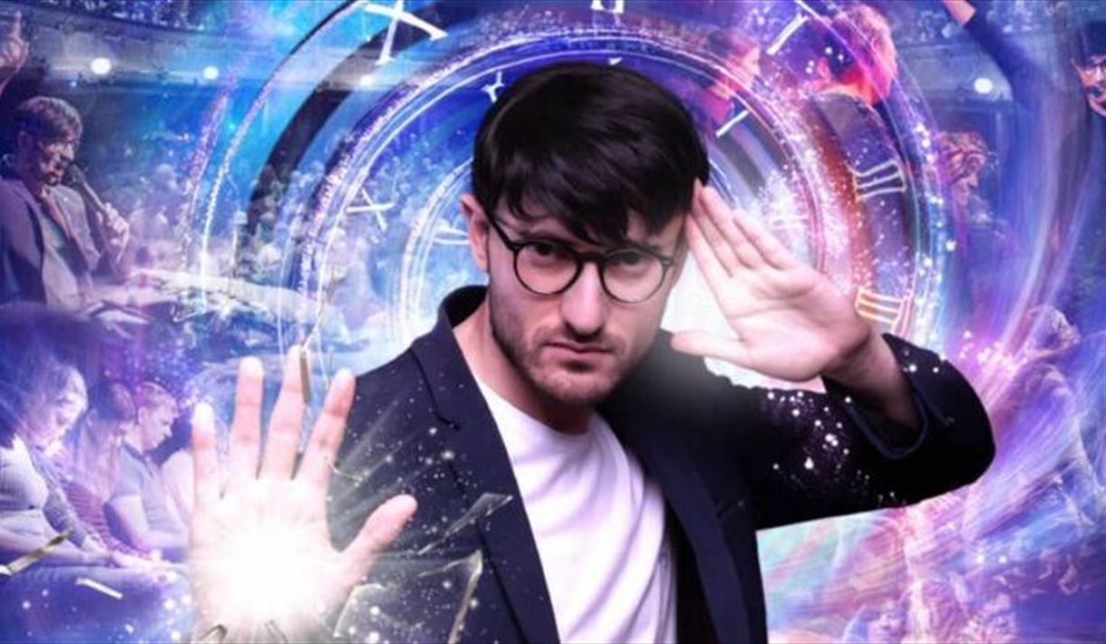 Daniel Sinclair - The Hypnotist & Mind Reader LIVE