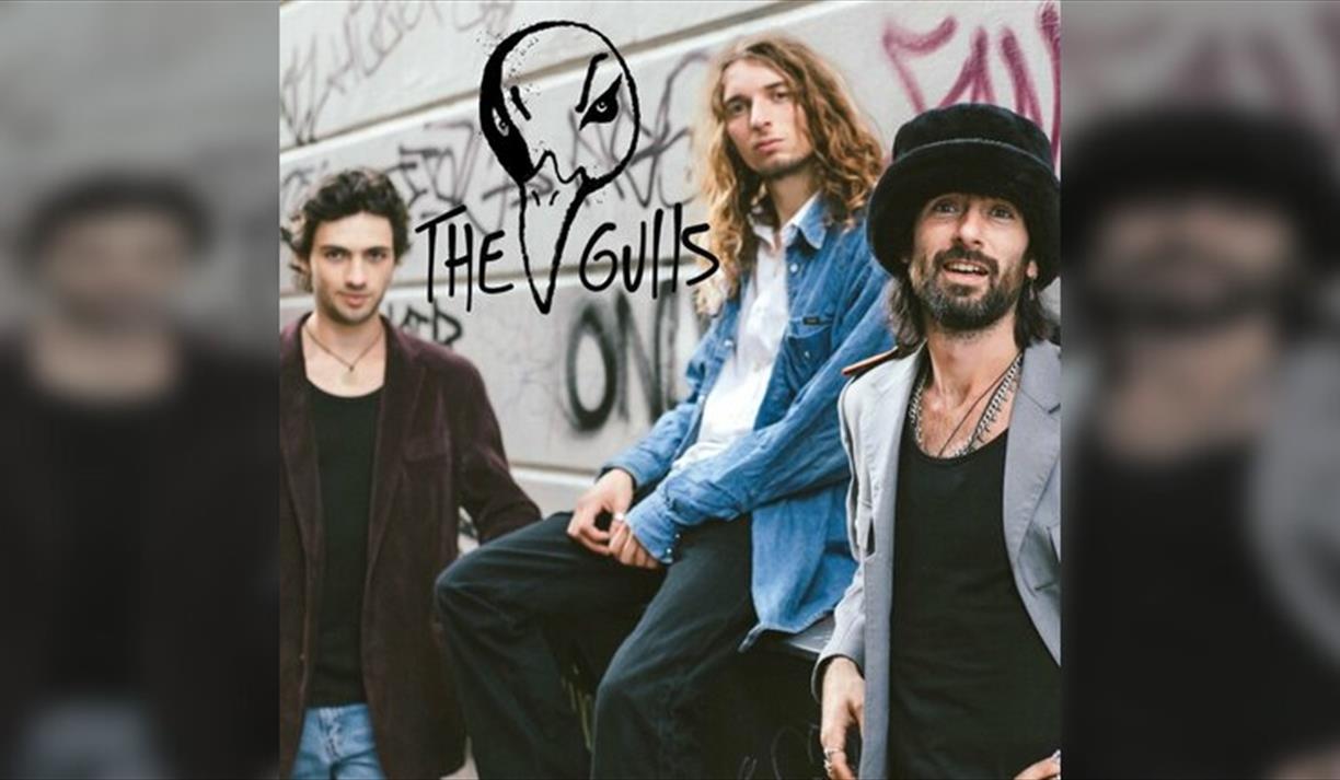 The Gulls x The Dead Reds