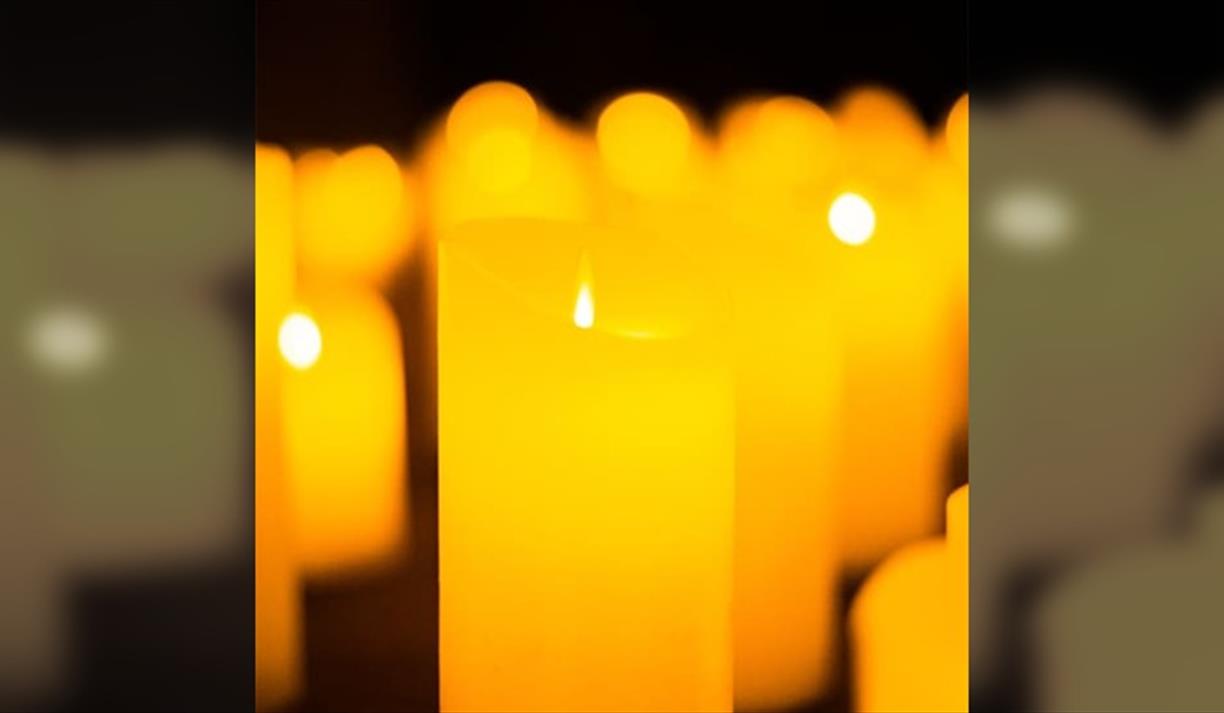 Candlelight: Tribute to Ariana Grande