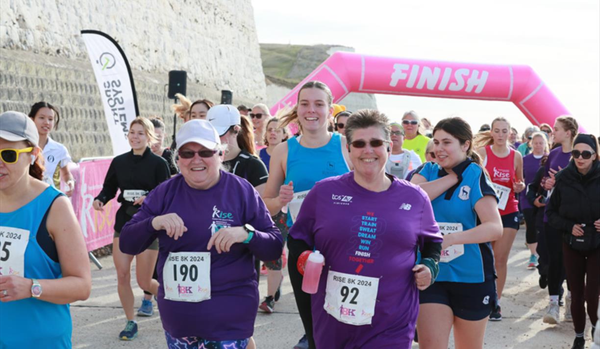 RISE Undercliff 8K Run for Women 2025