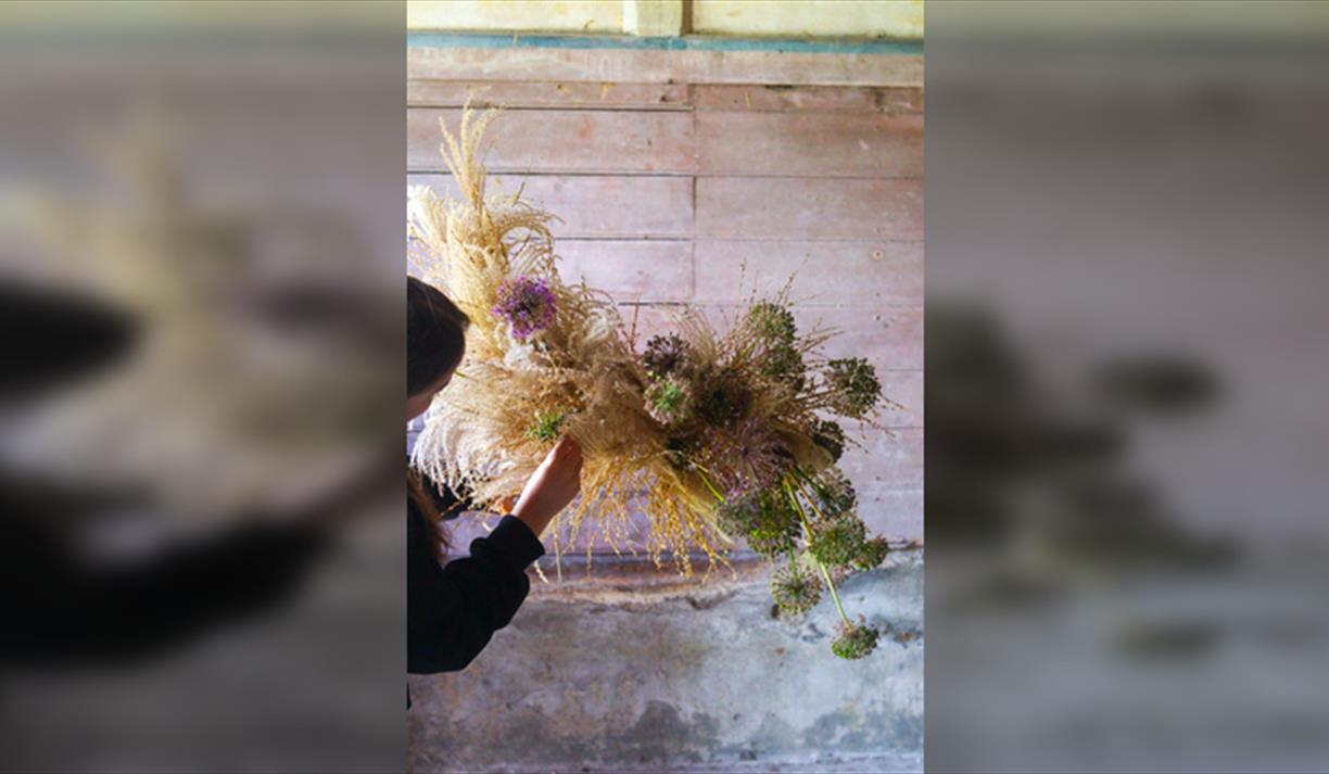 Floristry Workshop: Nature Suspended