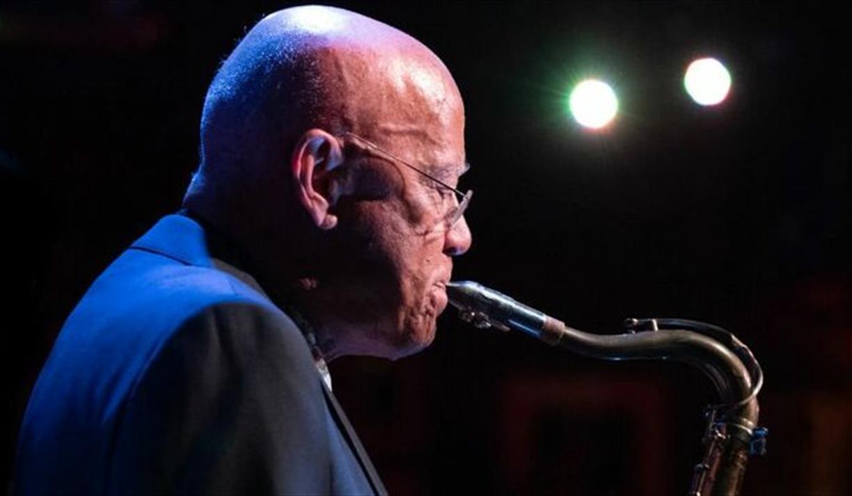 Jazz at St Andrews; Art Themen