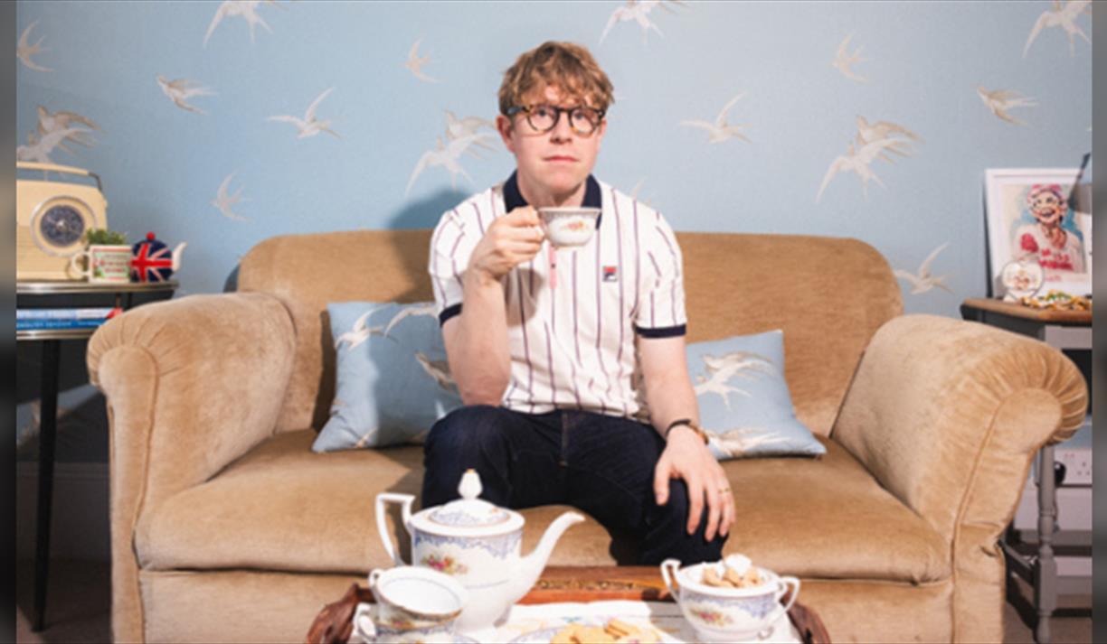 Josh Widdicombe