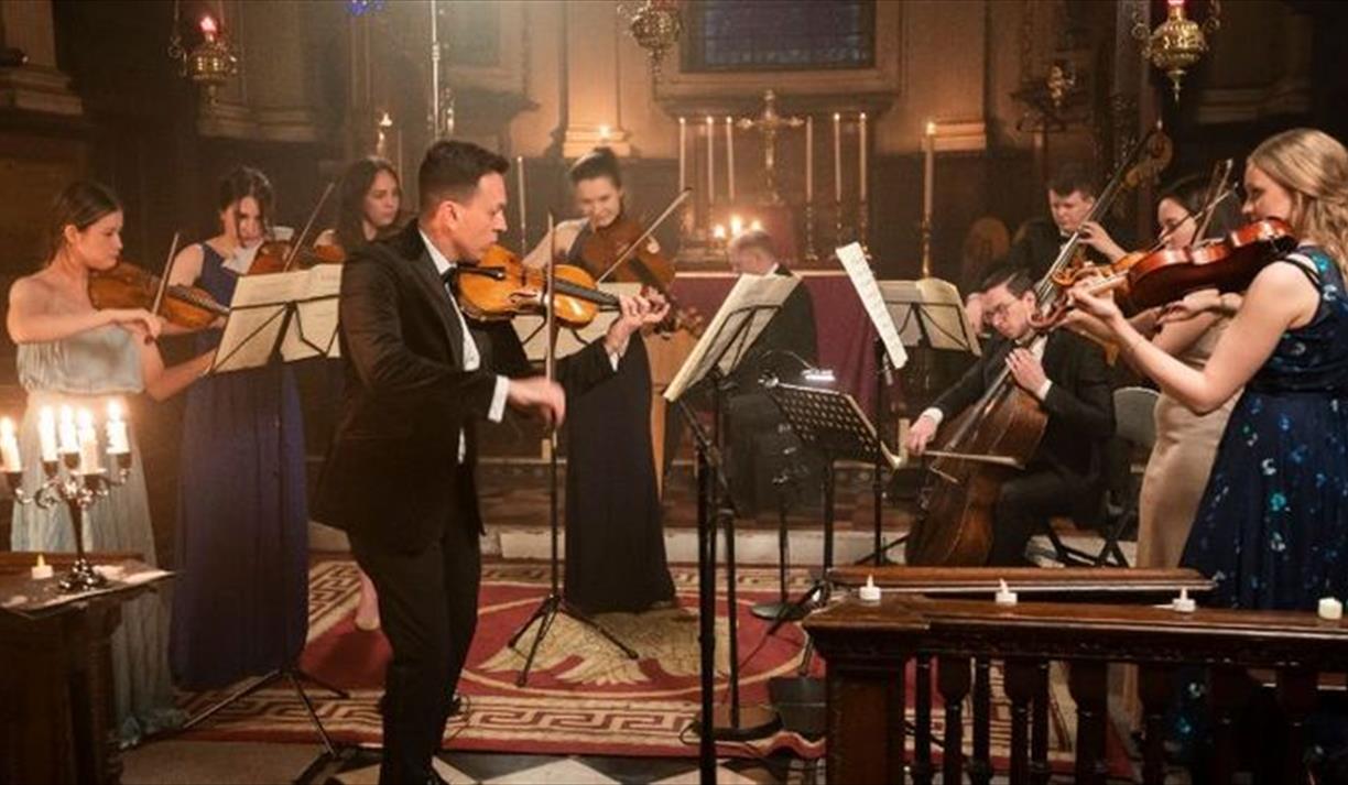 Vivaldi Four Seasons by Candlelight - Piccadilly Sinfonietta