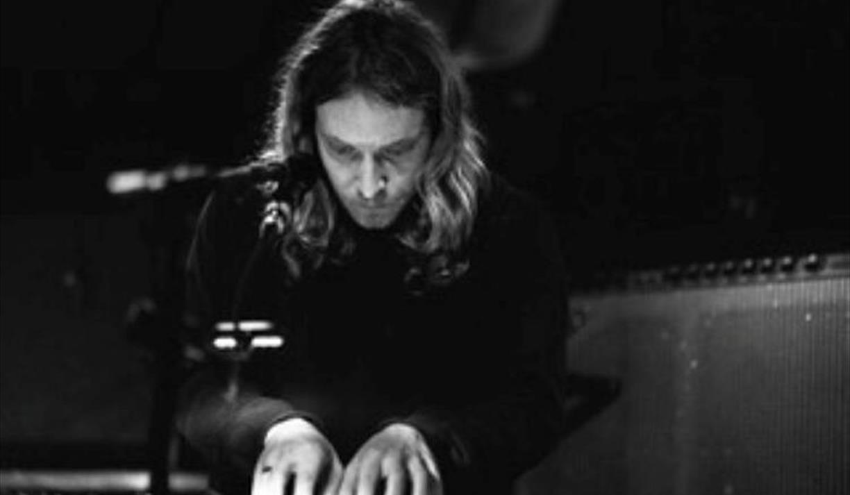 Pillow + Cean Capaill