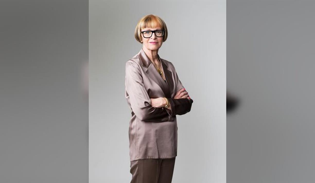 Philippa Perry: Shrink Solves Murder